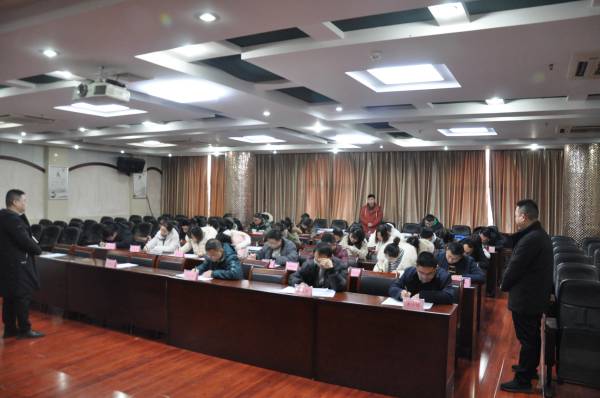 市交投集團：開展“廉潔從業(yè)”知識測試