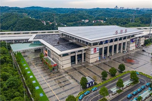 岳陽火車東站“三大連廊”完工  市民“出站”不再日曬雨淋