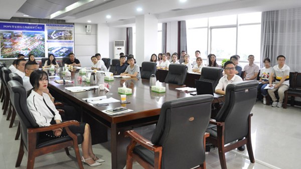 優(yōu)化人才環(huán)境 助力高質(zhì)量發(fā)展——交投集團組織高學(xué)歷員工暨新入職員工座談會